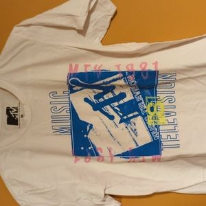 Mens T shirt